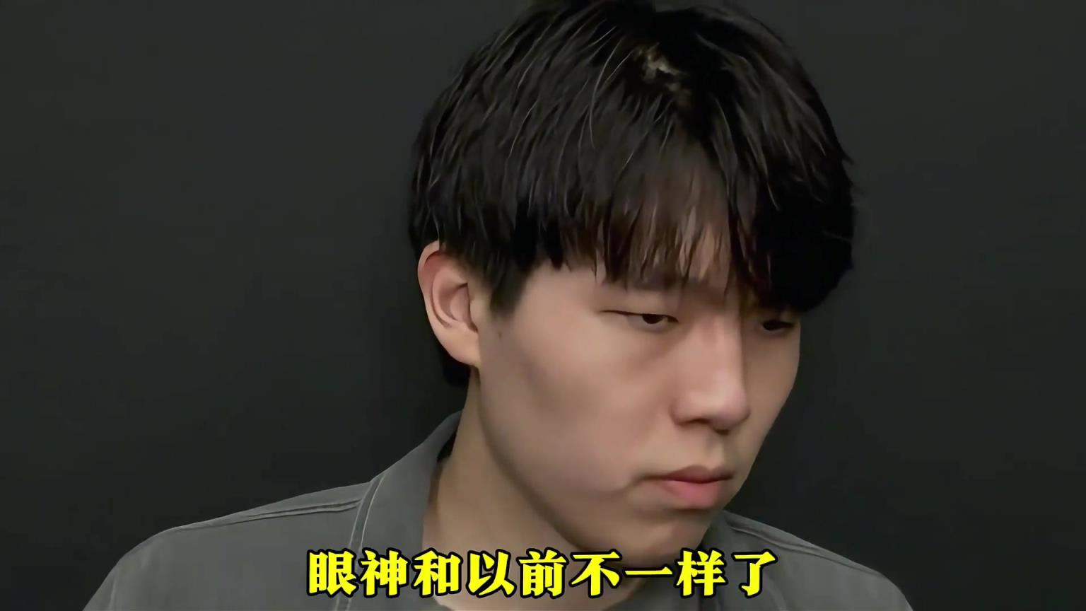 吧友有没发现 杨瀚森在打完两场发展联盟比赛后 眼神不一样了！