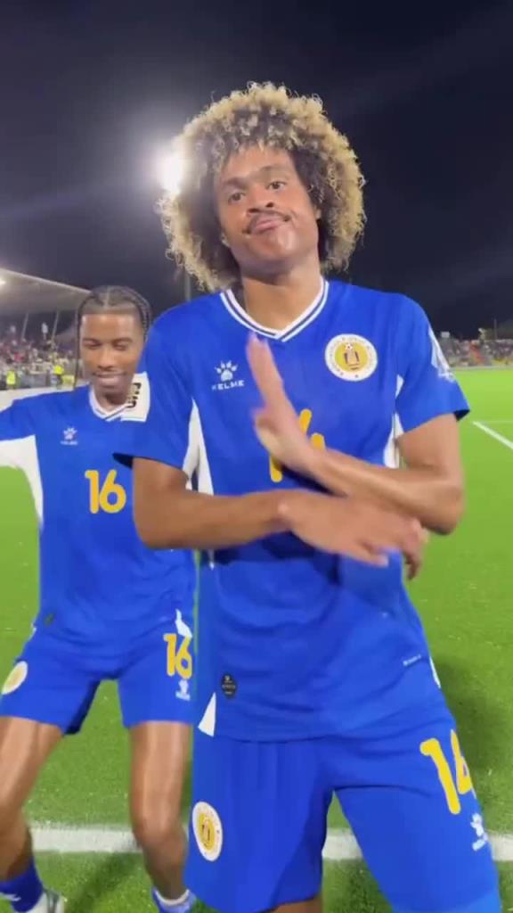 选择大于努力！华裔球员陈达毅庆祝晋级世界杯，曾想为国足出战