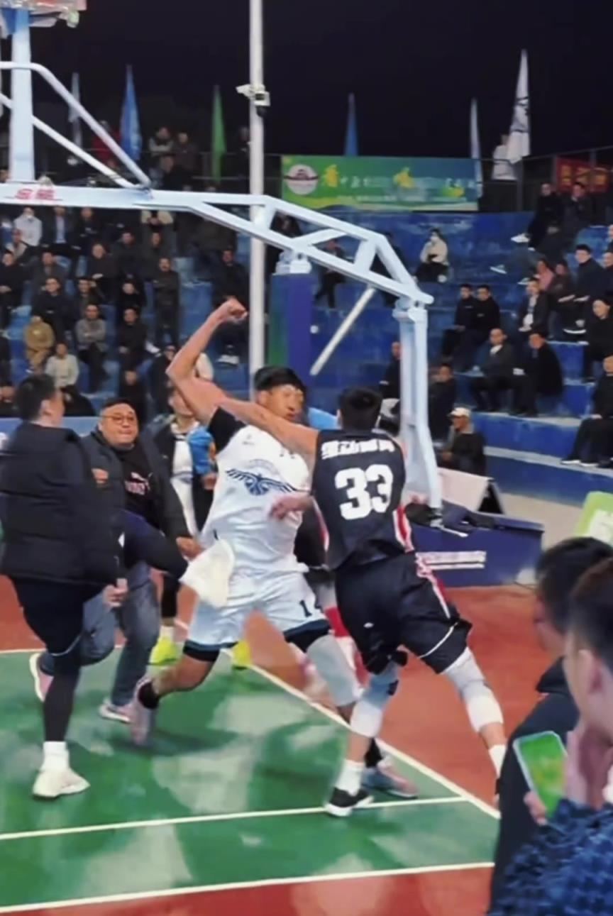 无兄弟不篮球，我猜你们都想看到这一幕！