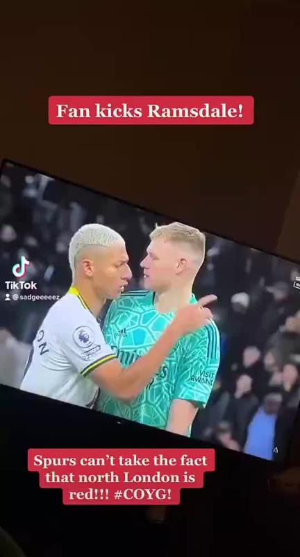 从理查利森身上已看到北伦敦德比火药味了，没想到热刺球迷更狠