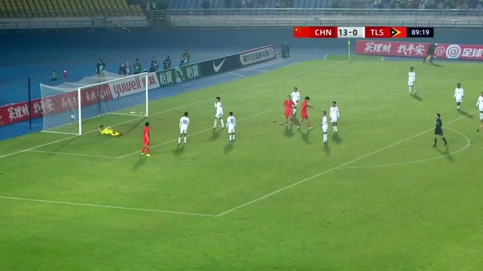 三人戴帽！赵松源头球破门上演帽子戏法