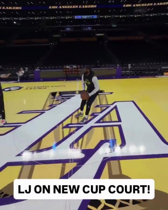 老詹这力量实在恐怖！直接以正常的投篮姿势投LOGO三分！