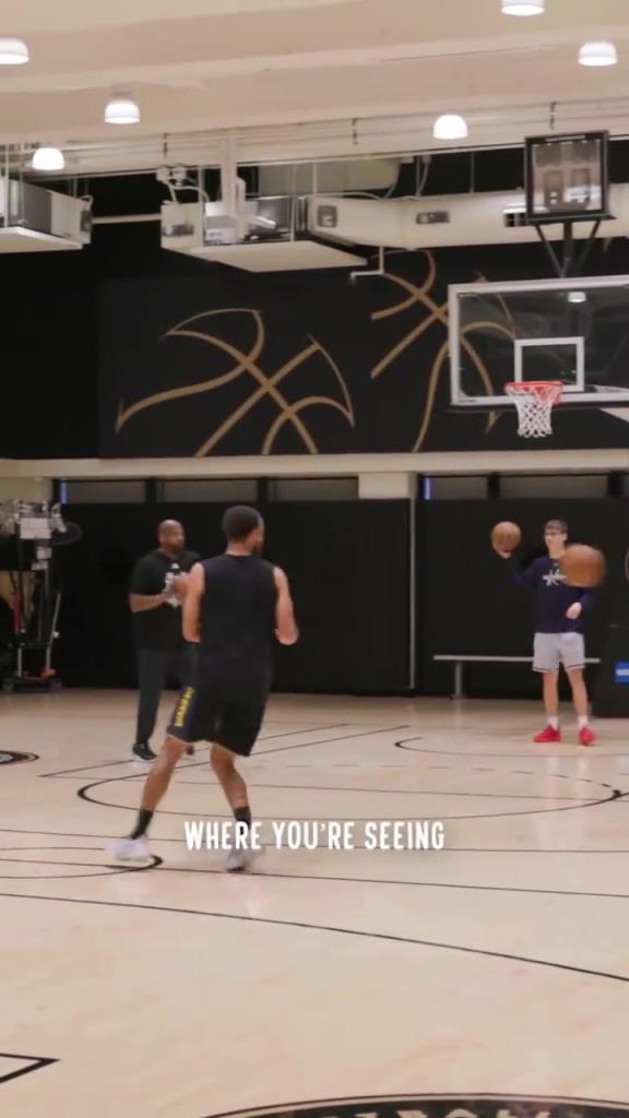 你看到的是库里的三分,他练的是毫秒级的节奏、肌肉的记忆 ... 你看到的是库里的三分,他练的是毫秒级的节奏、肌肉的记忆 ...