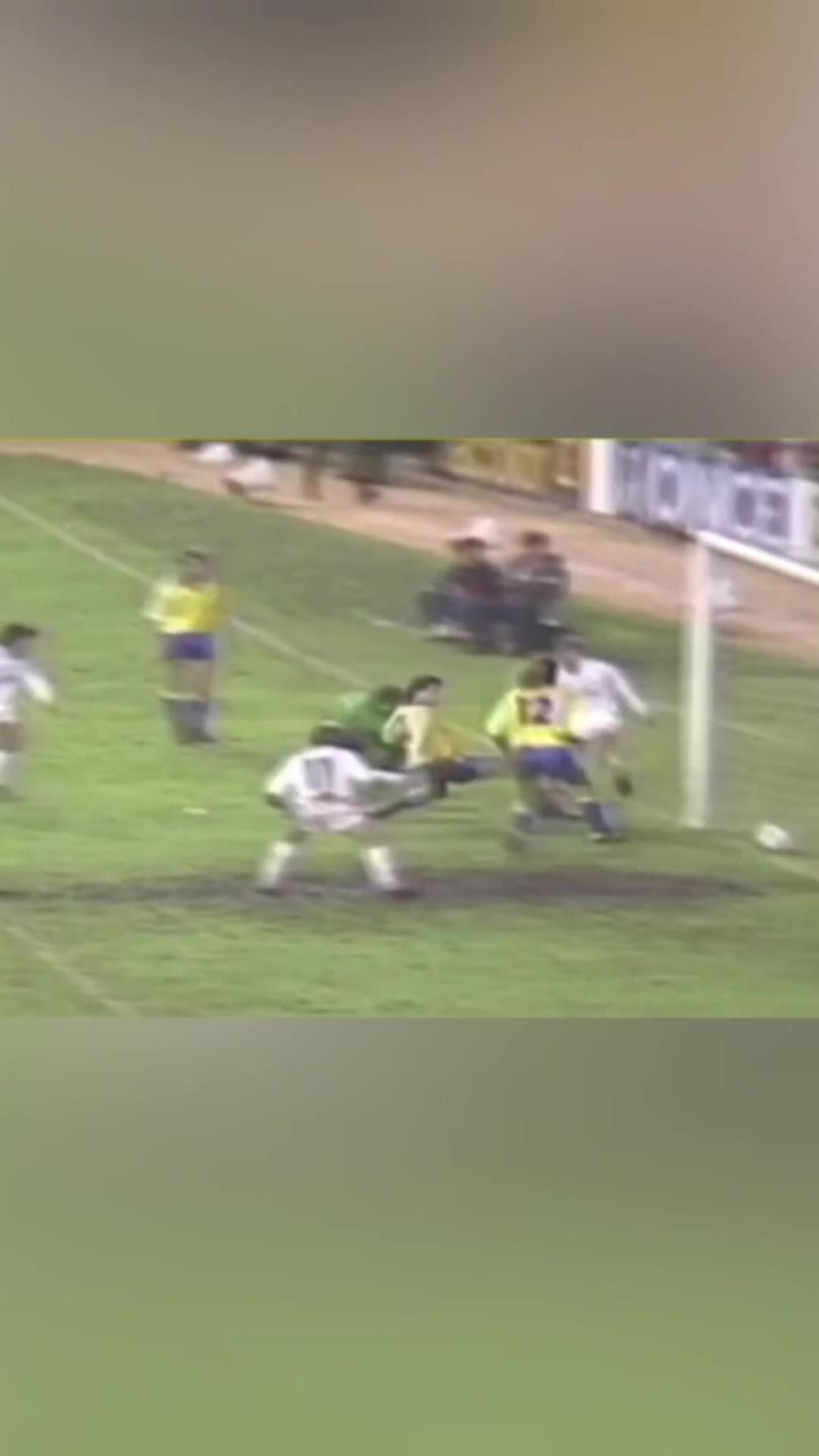 球王踢法！皇马五鹰之首，布特拉格诺神奇操作的进球！