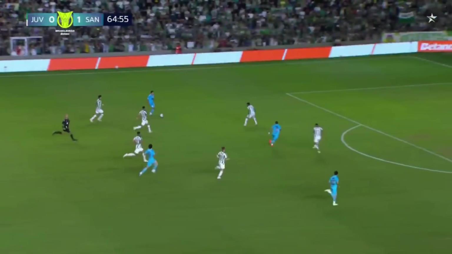 他回来了!内马尔小角度低射破门,10分钟梅开二度 他回来了!内马尔小角度低射破门,10分钟梅开二度