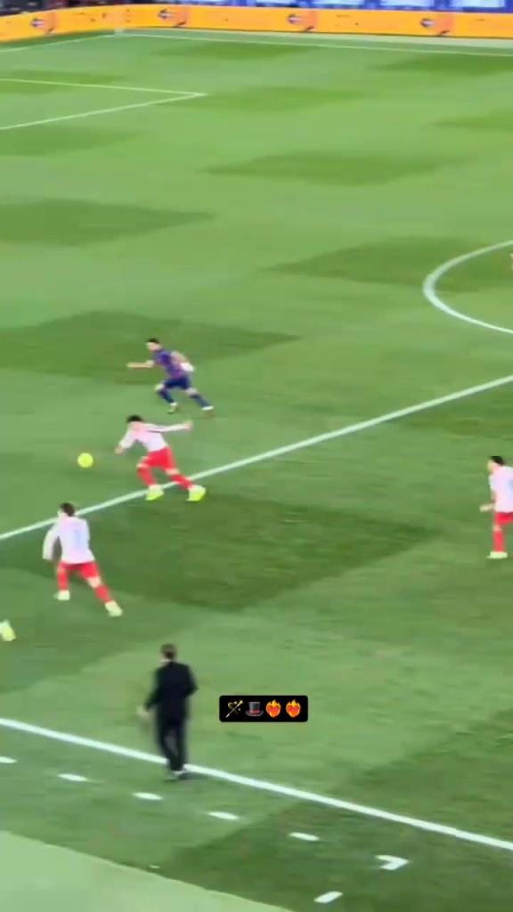 近距离感受大师级表现！现场直拍佩德里对阵马竞的精彩操作！