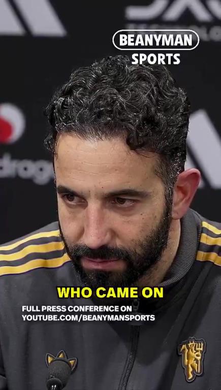 啥反应？阿莫林反问记者：谁更具进攻性？记者：科比-梅努！