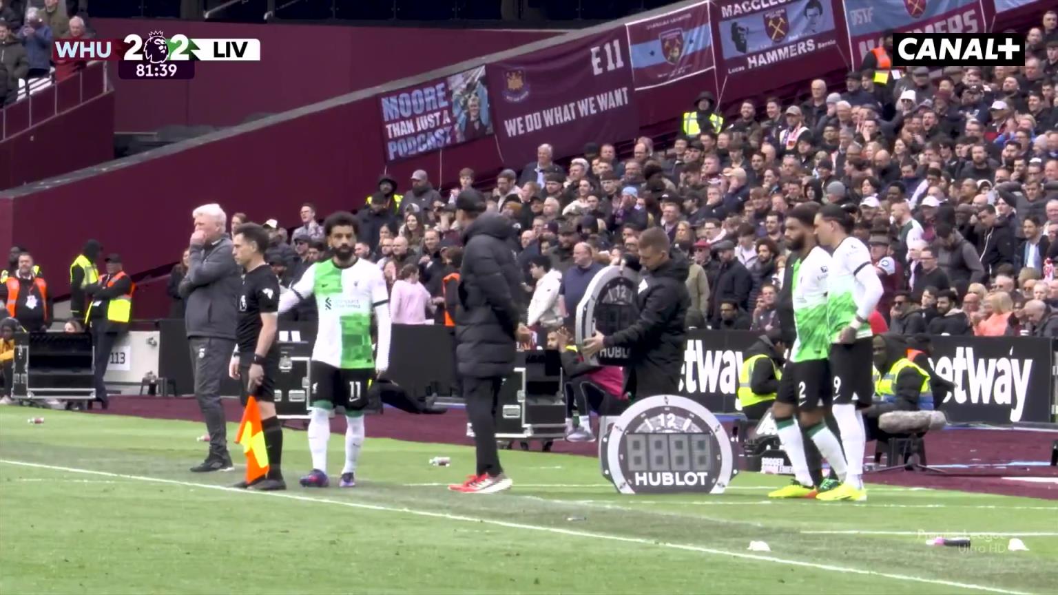 回顧薩拉赫去年和克洛普爭(zhēng)吵瞬間，不得不說(shuō)薩拉赫是真剛啊…