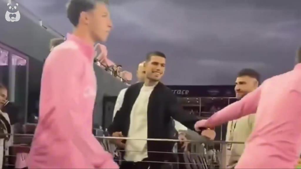 巨星球迷！跟随阿尔卡拉斯一起来记录迈阿密夺冠的夜晚！