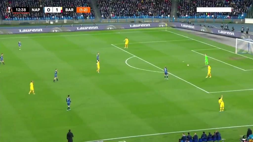 这么写意的吗?名场面:以为德容只会传球?那就展示一下射术吧! 这么写意的吗?名场面:以为德容只会传球?那就展示一下射术吧!