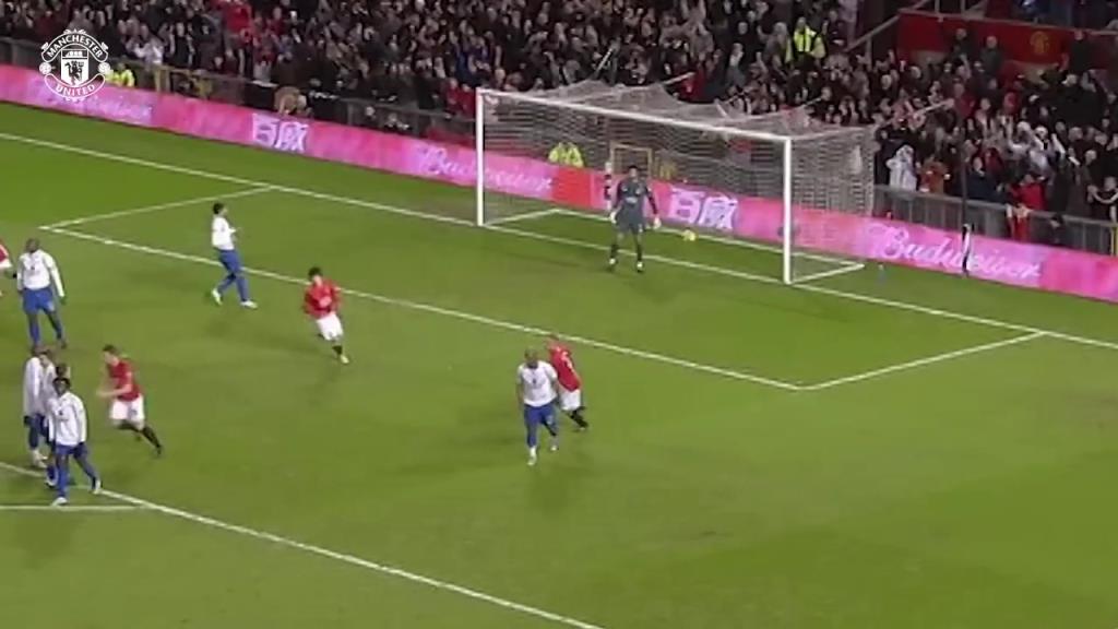 當(dāng)年C羅轟進(jìn)這粒神仙球，弗格森感嘆：世界上沒有守門員能撲出這球