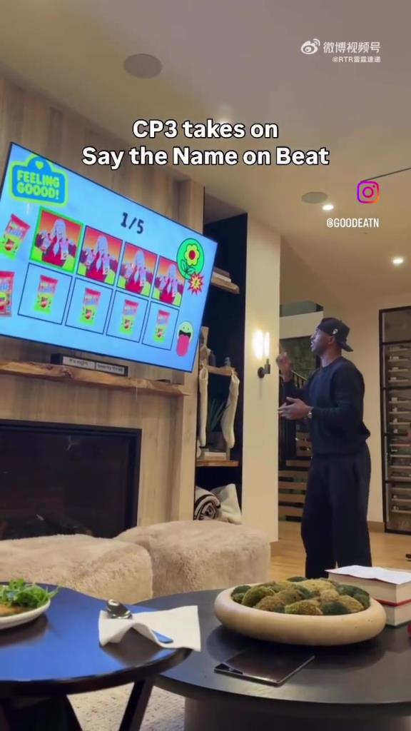 快船终于赢球了！那么赋闲在家的保罗正在干嘛？