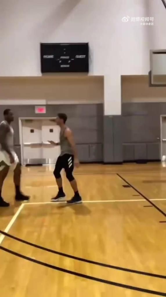 安东尼这么美如画的跳投，实在是让人难以防守！