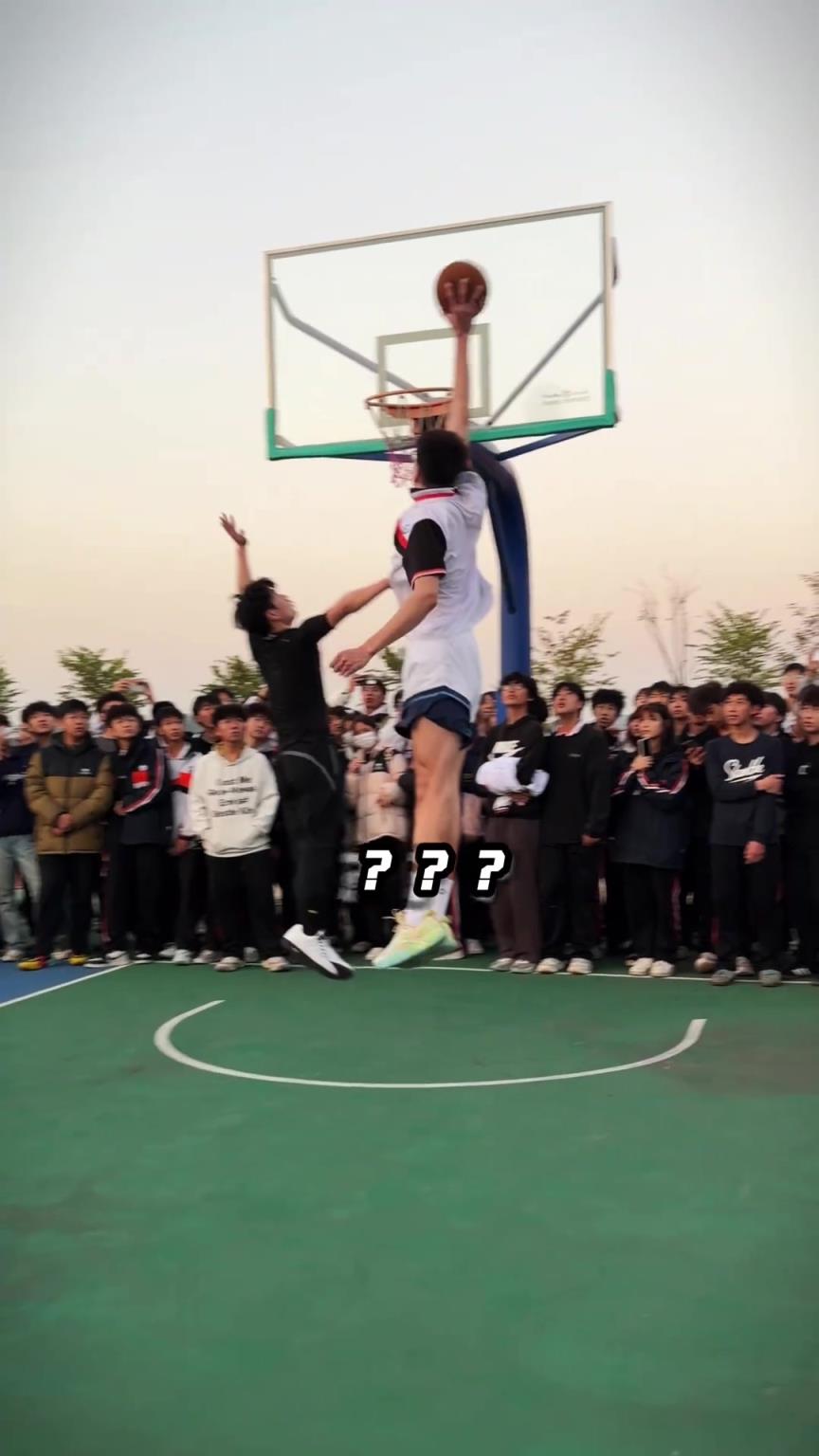 18岁这天赋太可怕了！恐怖臂展！主要是协调性很好投篮也准！