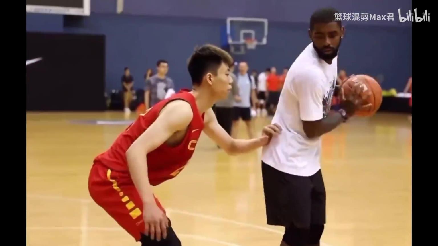 降维打击！名场面：欧文当年中国行轮流单挑国青队球员！