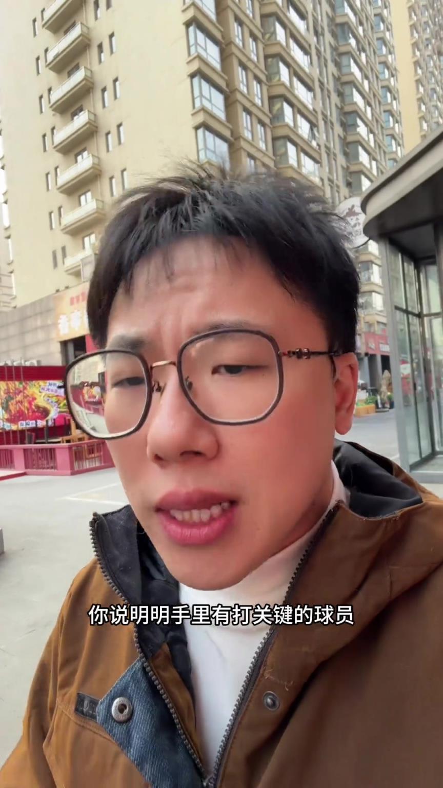 孔祥宇：明明手里有关键球员，老输关键时刻？乌度卡真得动动脑了