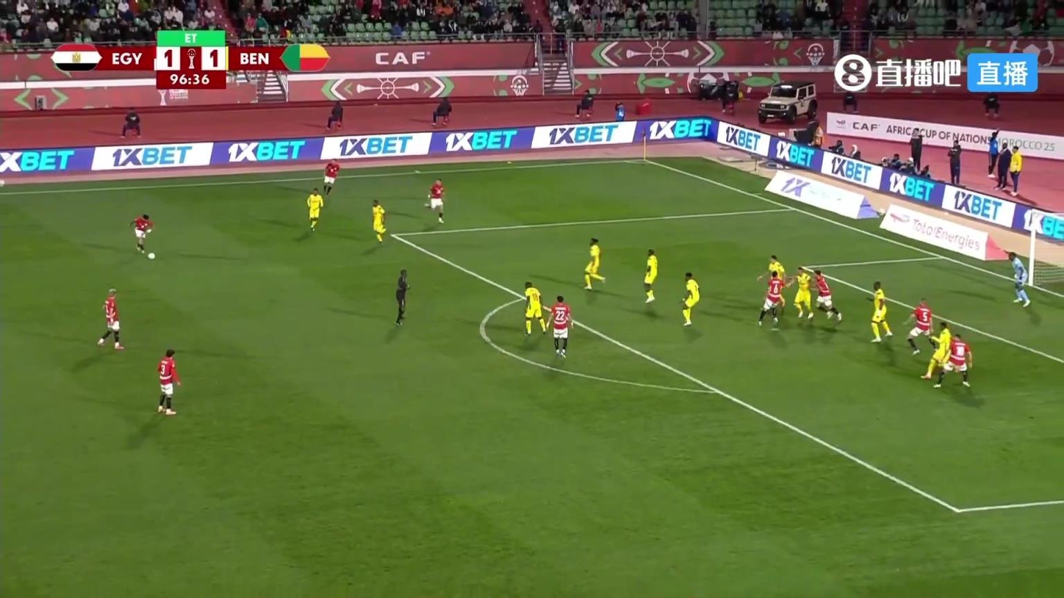 埃及后卫易卜拉欣头球吊射破门，埃及加时再次领先