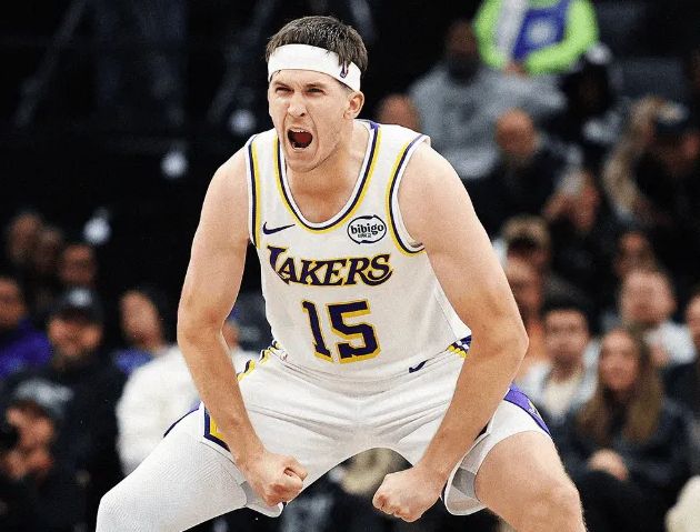 51分11板9助！里夫斯太狠了，一战刷爆多项NBA纪录，东皇安心养伤
