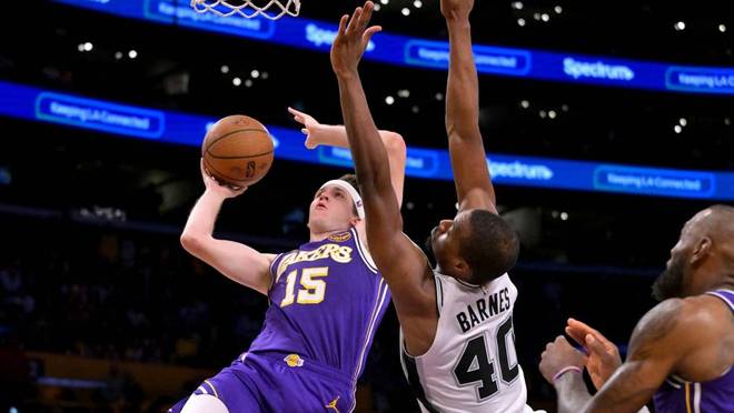 湖人隊主教練JJ·雷迪克談到了，里夫斯本賽季入選全明星的幾率