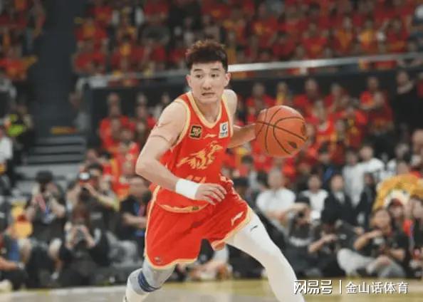 昏招啊！北京队7分惜败广厦，许利民末节用人，遭名记质疑