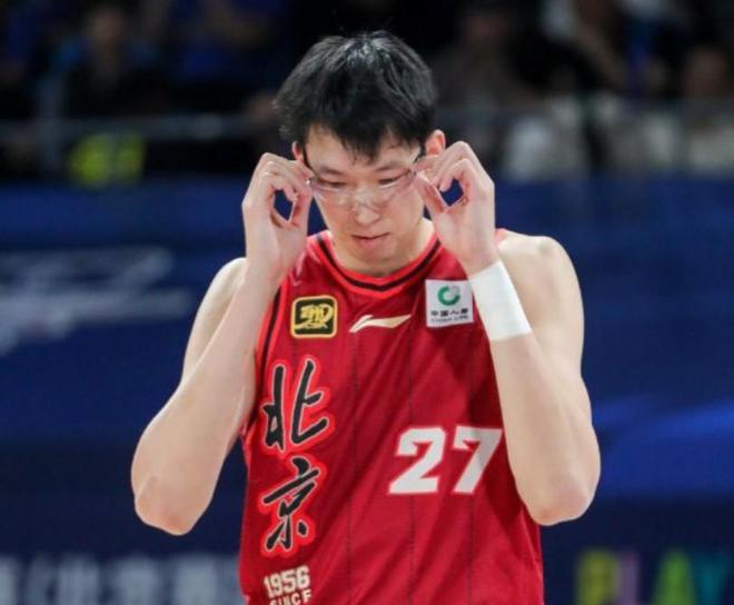 记者：周琦将代表四川队出战全运会比赛；会参加男篮亚洲杯