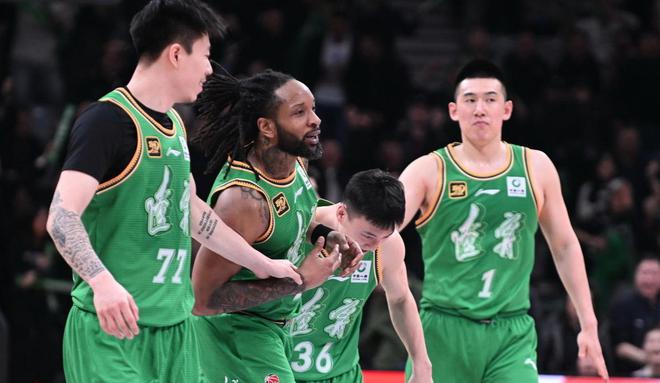 杨鸣没说错！辽篮质押900万股，争取顶薪留赵继伟，搞定5笔续约