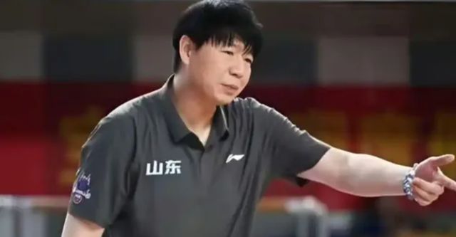 山东男篮两连胜尴尬的不只是邱彪，王岚嵚的表现更是打脸杨鸣