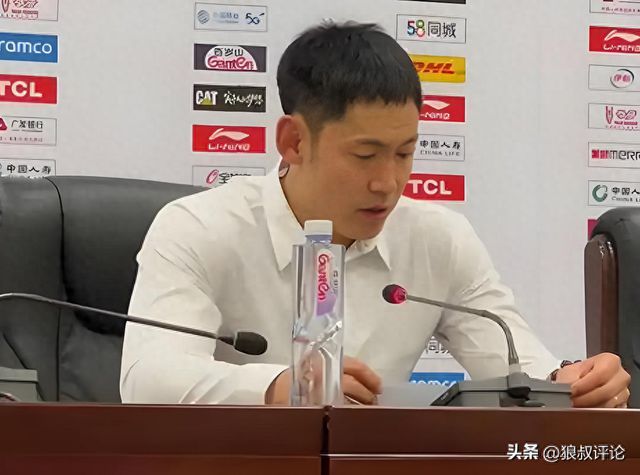 天津男篮官宣：张庆鹏不再担任主帅 周金利接任张德贵总教练