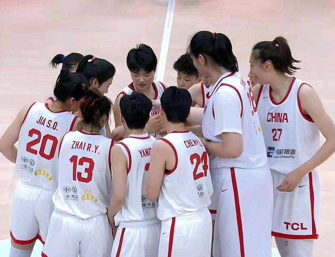 中国女篮4场热身赛下来，这12名球员在亚洲杯上应该有一席之地