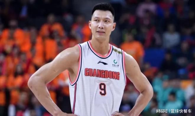 杨瀚森去NBA阿联再遭打击？被官媒直接忽视：“复出”恐要推迟了
