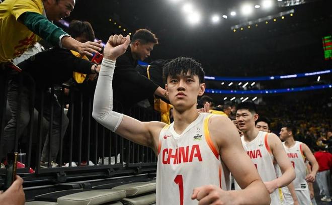 中国男篮利好消息！三大主力核心确定出战亚洲杯，郭士强盼来救星