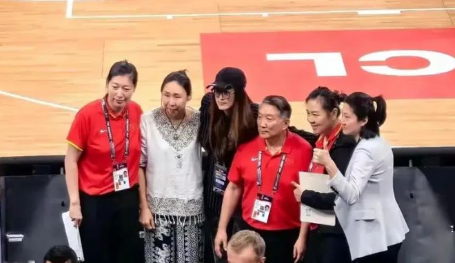 女籃傳最新消息！3位焦點人物動態，宮魯鳴 、李夢、隋菲菲引關注