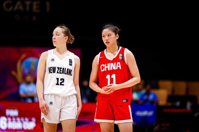 中国女篮诞生16岁新一代超级球星！可惜拼尽全力还输日本21分