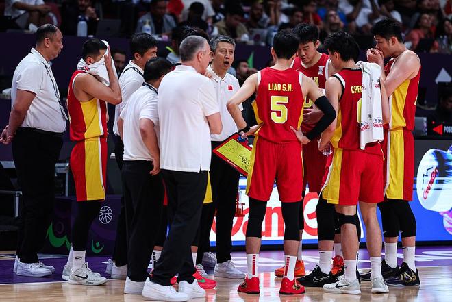 CCTV5直播！中国男篮PK韩国，两大王牌驰骋归来，郭士强全力争胜