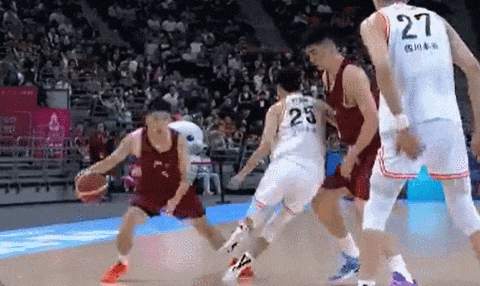 14+9！扣翻胡金秋！中国男篮未来核心内线