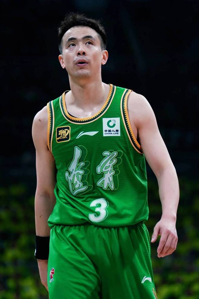 CBA3消息！赵继伟官宣伤情，赵睿打浙江出战成疑，周琦或被扣钱