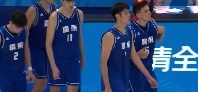 太猛了！杜鋒沒白教他，26分鍾轟39+6+7，率廣東3連勝 楊溢7投2中