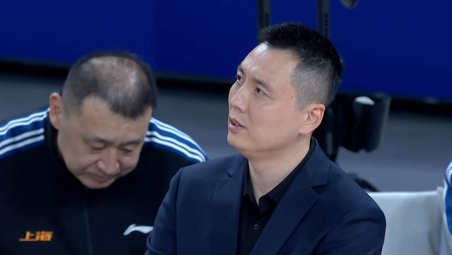 36分大胜！上海轻取副班长，四川刷新尴尬纪录，张镇麟哑火遭吐槽