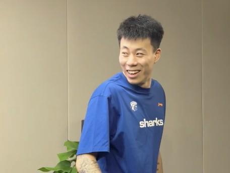 有点尴尬！出席赛后新发却被告知不具备资格，张镇麟：那我走