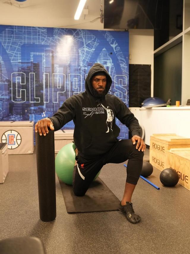 贝弗利：老詹去的是中立场地 其他NBA球员都可以在那里训练