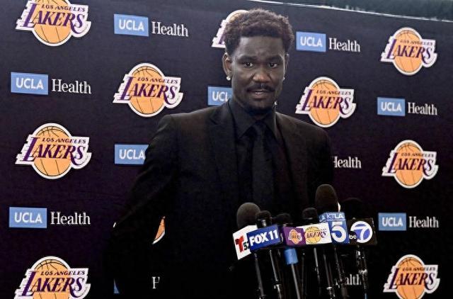 NBA｜2018届状元探花聚首湖人