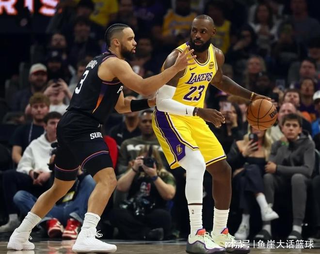 湖人108-132太陽(yáng)！斯瑪特看清現(xiàn)實(shí)，老詹對(duì)里夫斯一番表態(tài)成關(guān)鍵