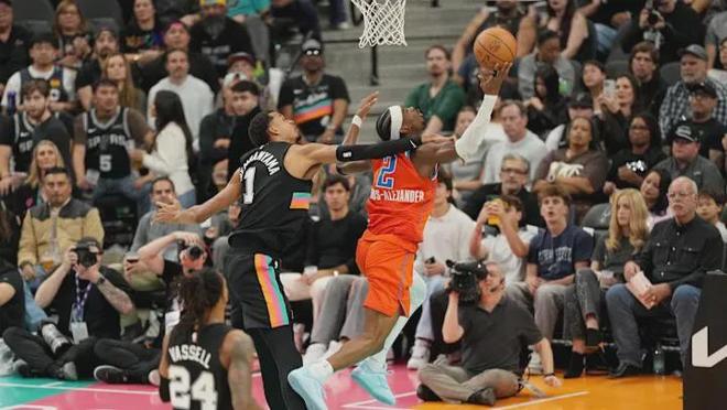 文班亚马：没学会？那我再示范一遍