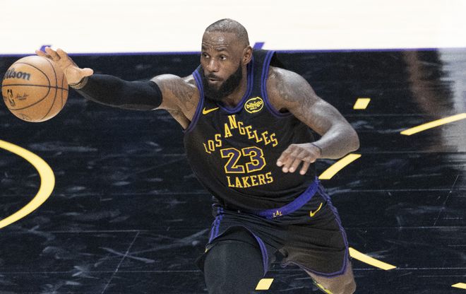 湖人112-108险胜76人 球员评价：2人满分，3人及格，4人崩盘