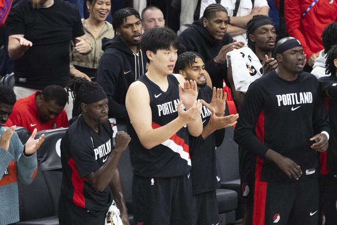 王猛：杨瀚森的速度和力量放NBA对抗下差距不小，也没球权