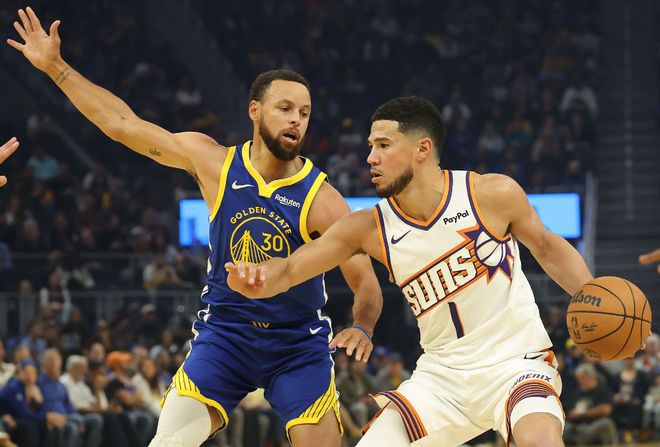 巴特勒伤退库里28+4结束连败！狄龙替补吃T布克空砍38分一脸无奈