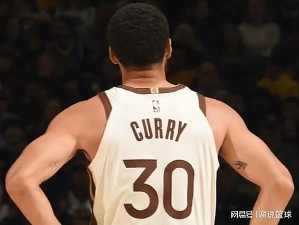 勇士逆转未果还连遭打击，两核心伤情悲观，科尔昏庸轮换又被吐槽