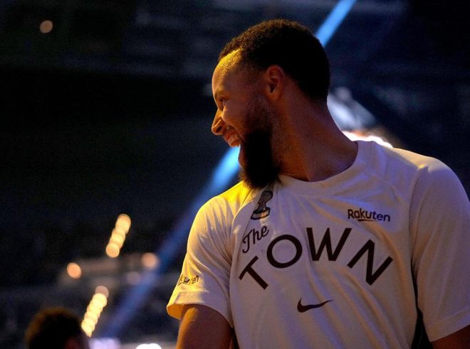 库威哈3大超级后卫，谁能拿30000分？一人板上钉钉，一人彻底没戏