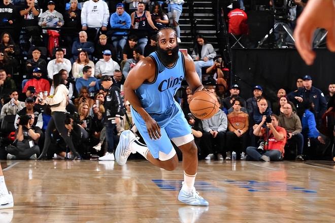 快船后場核心：我組織訓(xùn)練營是為了老將們，我們需要提前熟悉彼此