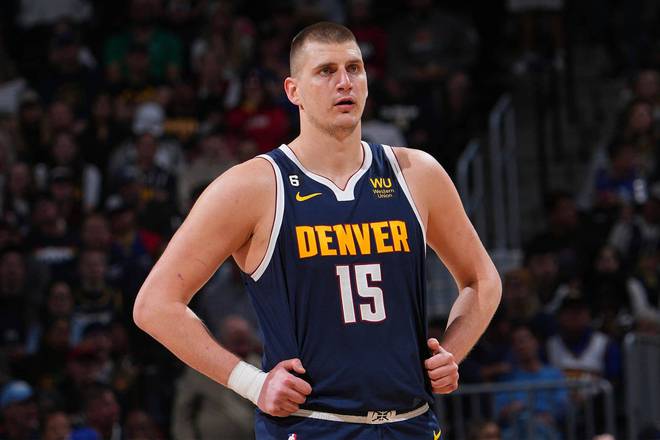 状态不佳！NBA季后赛历史上只有三位球员在三分无一命中的情况下出手比约基奇多